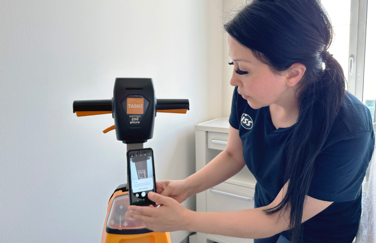 ToolSense: Cleaning, connected ToolSense: Cleaning, connected